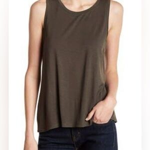 Halogen Crewneck Keyhole Split Hem High/Low Beluga Gray Tank Top, Small